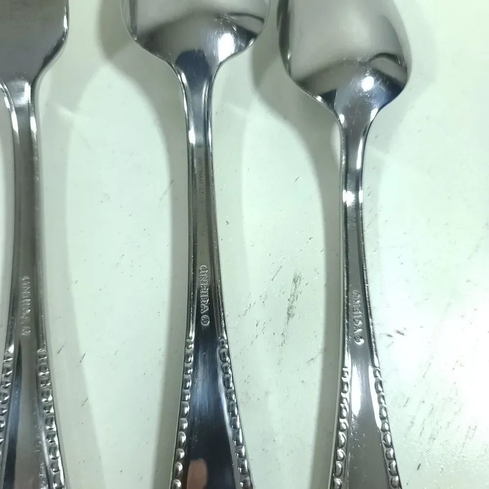 Oneida Pebblebrook Silverware Single Set Of Five Pices